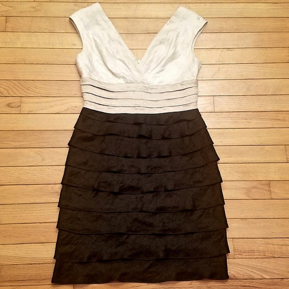 London Times Tiered Ruffle Colorblock Cocktail Dress 6 Black Cream Champagne